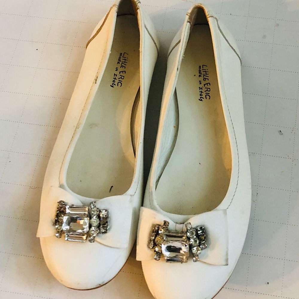 Little Eric Girls White dress shoes size 3